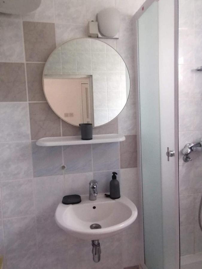 Iva Apartments Podaca Eksteriør bilde