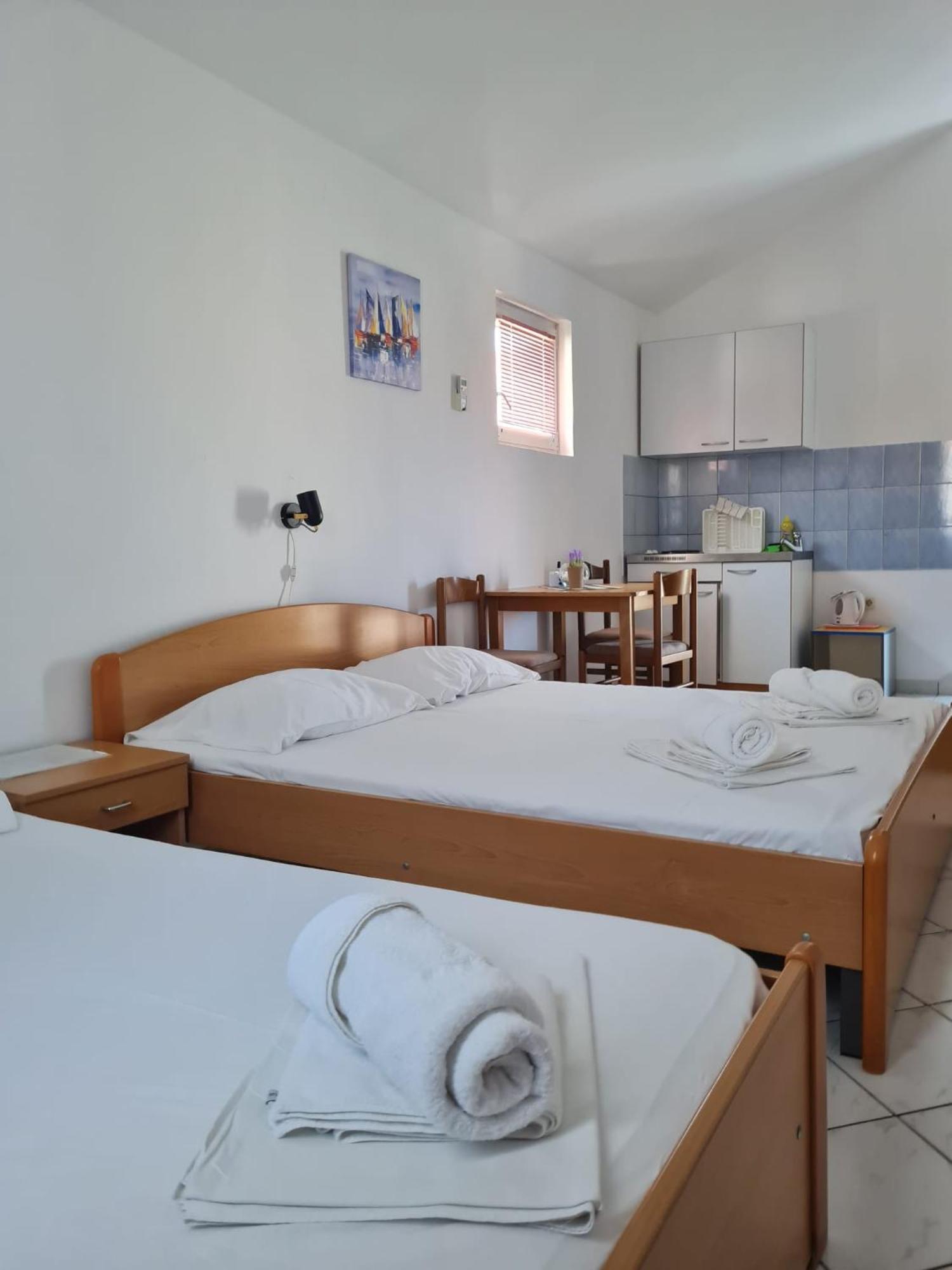 Iva Apartments Podaca Eksteriør bilde