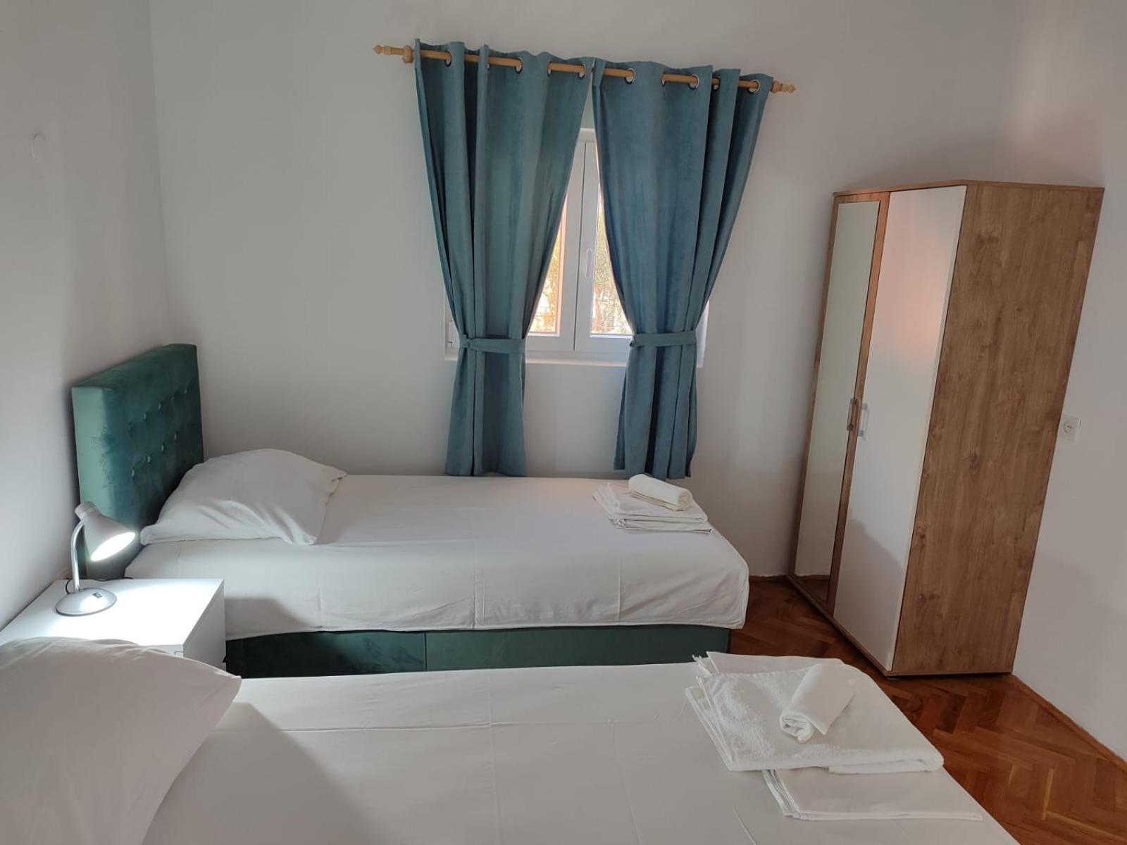 Iva Apartments Podaca Eksteriør bilde