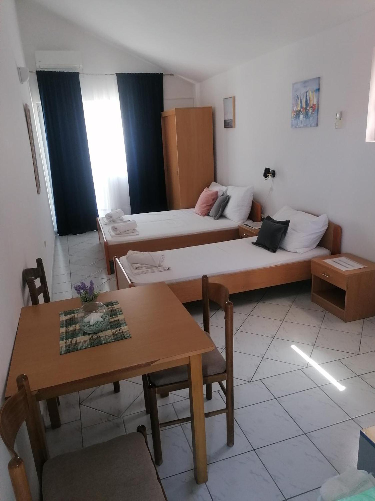 Iva Apartments Podaca Eksteriør bilde