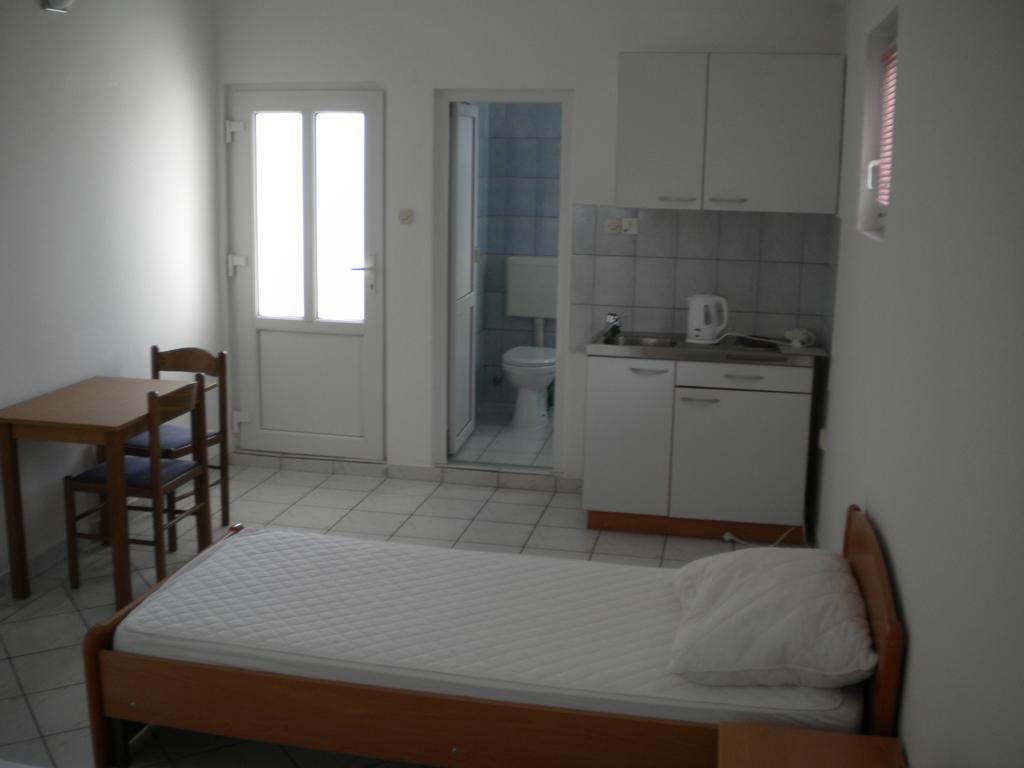 Iva Apartments Podaca Eksteriør bilde