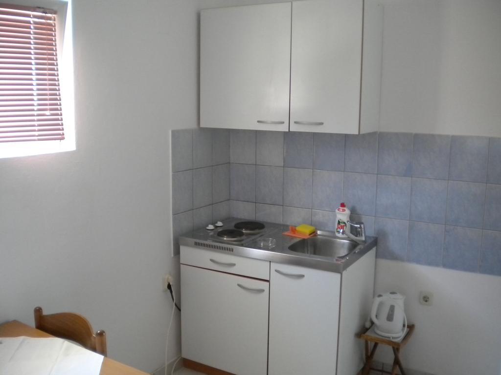 Iva Apartments Podaca Eksteriør bilde
